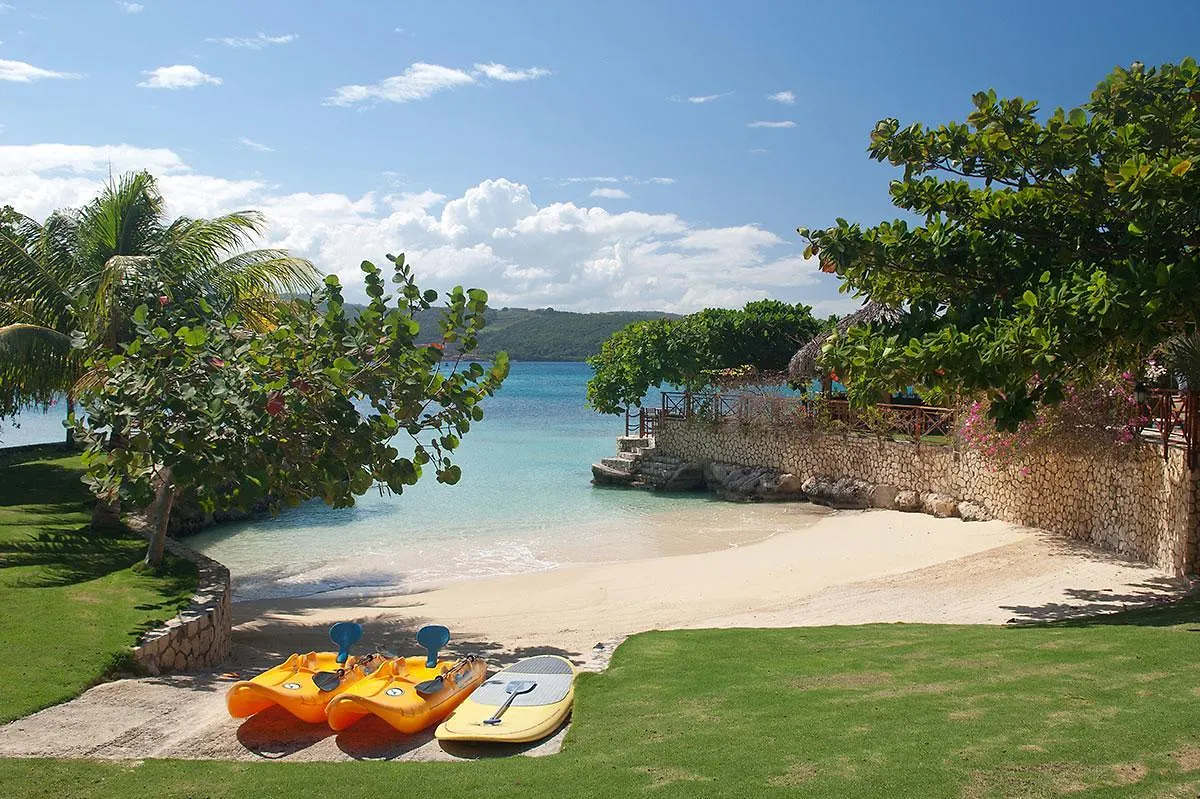 Whispering Waters Seven Bedroom Villa Saint Ann